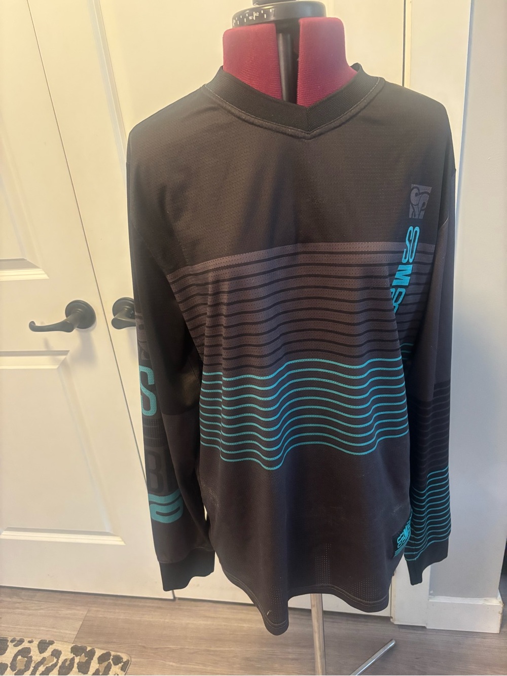 sombrio men’s biking shirt xl